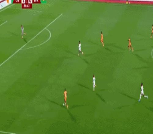 巨星荣膺历,史性冠军时,帽子却成焦,江南体育平台,江南体育官方网站,江南体育登录入口,江南体育app下载