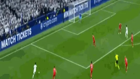 国王杯16强激战收官：毕巴2-3逆转胜巴塞，托雷斯首球献妙，法蒂负伤离场